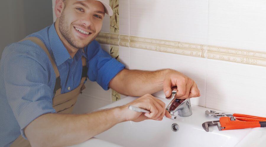 Local tankless water heater installation in Edgewood, IA